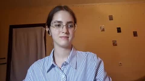 Kate online show from June 16, 2:09 pm