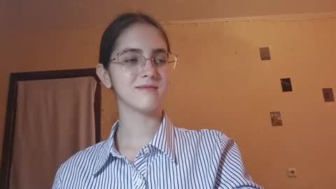 Kate online show from July 18, 10:19 am