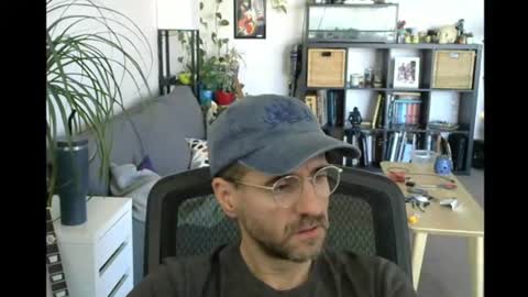 elmetaagain online show from July 5, 1:01 am