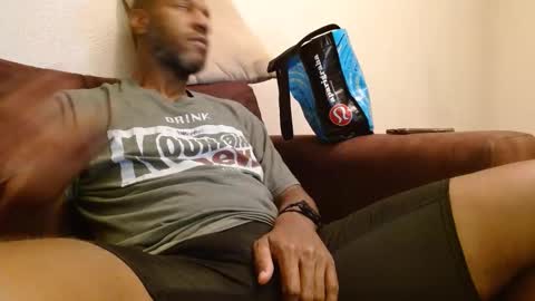 Snapshot of elmorenazogt chatting on February 4, 3:33 am My name is Elmore. Please say hello I like to chat with you. If you have requests or dirty talk please use tip online show from February 4, 3:33 am