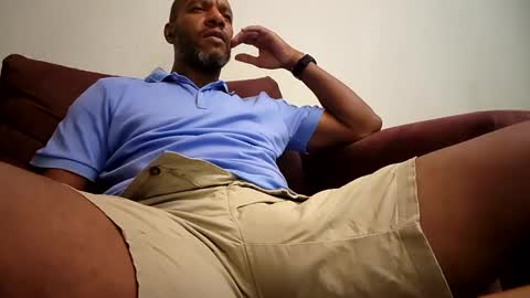 Snapshot of elmorenazogt chatting on February 6, 2:55 am My name is Elmore. Please say hello I like to chat with you. If you have requests or dirty talk please use tip online show from February 6, 2:55 am