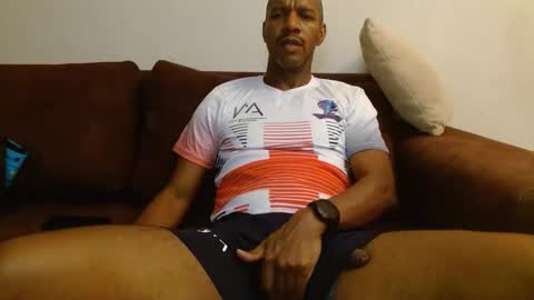 Snapshot of elmorenazogt chatting on February 27, 5:24 am My name is Elmore. Please say hello I like to chat with you. If you have requests or dirty talk please use tip online show from February 27, 5:24 am