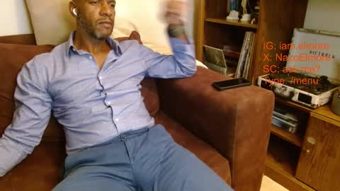 Snapshot of elmorenazogt chatting on October 23, 3:50 am My name is Elmore. Please say hello I like to chat with you. If you have requests or dirty talk please use tip online show from October 23, 3:50 am