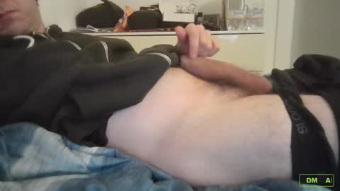 Snapshot of elmoro101 chatting on March 17, 7:28 pm elmoro101 online show from March 17, 7:28 pm