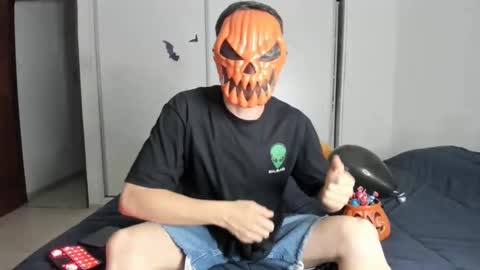 elnenedearg online show from October 27, 1:53 am