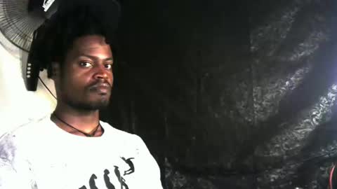 Snapshot of elniga21 chatting on December 8, 3:00 am EL NIIGGGAA  21                                                                  EL NIGGA  21 online show from December 8, 3:00 am