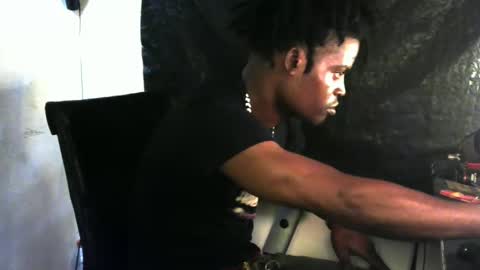 Snapshot of elniga21 chatting on December 22, 10:47 pm EL NIIGGGAA  21                                                                  EL NIGGA  21 online show from December 22, 10:47 pm