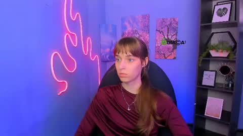 Ella online show from July 13, 1:03 pm