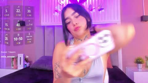 Snapshot of elodie_walker chatting on September 9, 7:57 pm Elodie online show from September 9, 7:57 pm