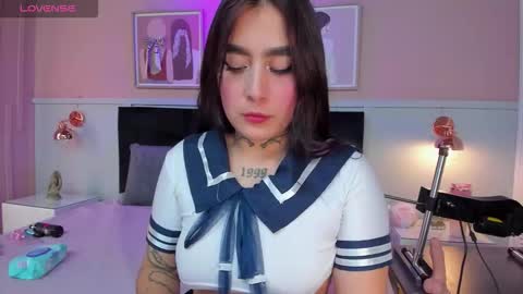 Snapshot of elodie_walker chatting on September 24, 12:30 pm Elodie online show from September 24, 12:30 pm