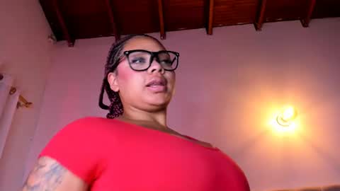 Maya online show from July 28, 10:10 am