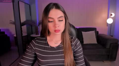 ELOISA OLIVERO online show from October 11, 12:04 pm