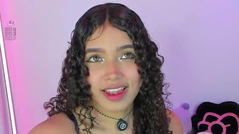 eloise_sweet online show from April 1, 12:28 pm