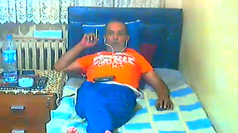 Snapshot of elpaso01 chatting on September 17, 9:05 pm elpaso online show from September 17, 9:05 pm