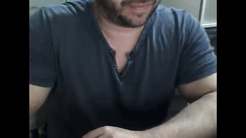 Snapshot of elpeladilla chatting on January 25, 1:54 am elpeladilla online show from January 25, 1:54 am