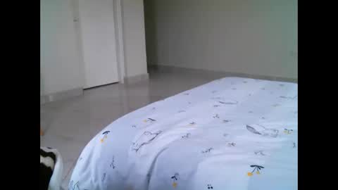 Snapshot of elphaba01 chatting on February 21, 10:05 am Elphaba online show from February 21, 10:05 am