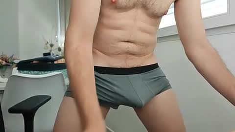 elrubiyo25 online show from July 2, 12:33 pm