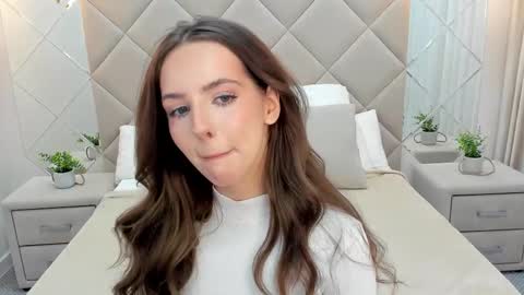 Snapshot of elsa_carterr chatting on March 4, 9:29 am elsa_carterr online show from March 4, 9:29 am