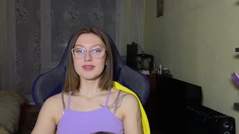 elsaangel online show from December 6, 12:56 am