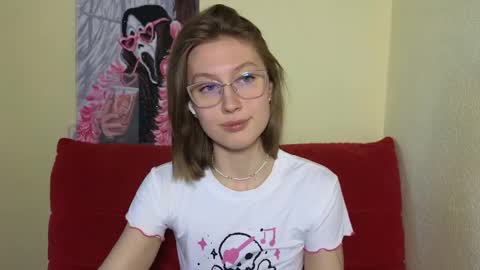 elsaangel online show from December 18, 4:20 am