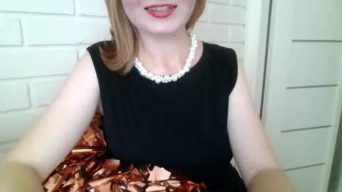 ElsaMartinez22 online show from October 29, 12:07 pm