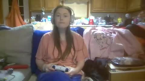 Snapshot of elsierain469 chatting on February 16, 9:49 am Elsie Rain online show from February 16, 9:49 am