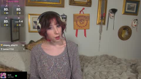 Snapshot of elslove chatting on December 16, 11:07 pm ELS online show from December 16, 11:07 pm