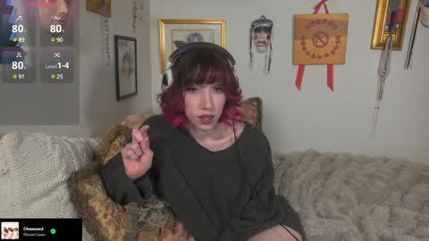 Snapshot of elslove chatting on December 17, 11:49 pm ELS online show from December 17, 11:49 pm