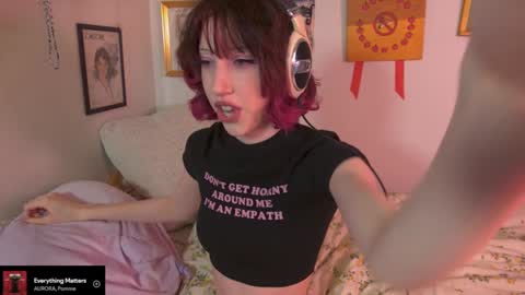 Snapshot of elslove chatting on January 4, 1:21 am ELS online show from January 4, 1:21 am