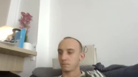 Snapshot of elsololobo159951 chatting on November 16, 10:43 am elsololobo159951 online show from November 16, 10:43 am