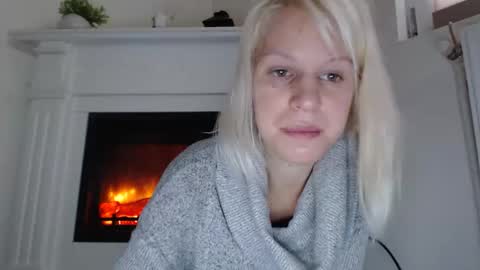 elssa_rush online show from October 13, 4:56 am