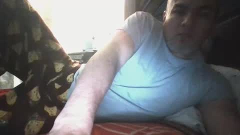 Snapshot of elvecinotravieson chatting on December 18, 2:45 pm Peter von doom online show from December 18, 2:45 pm