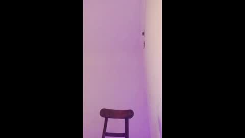 elvergon040 online show from April 6, 9:16 pm