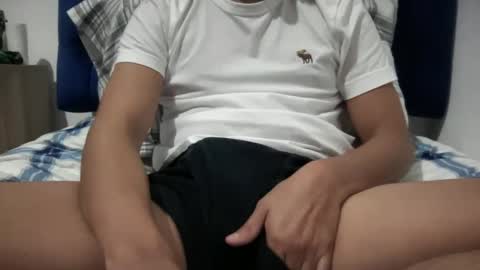 Snapshot of elvergudo0 chatting on January 16, 6:46 am Diego online show from January 16, 6:46 am