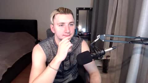 Elvin Vaenight online show from September 9, 9:25 pm