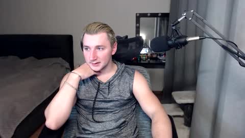 Elvin Vaenight online show from October 15, 10:10 pm