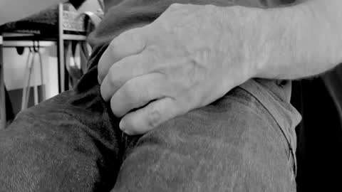 Elvis online show from March 1, 7:16 pm