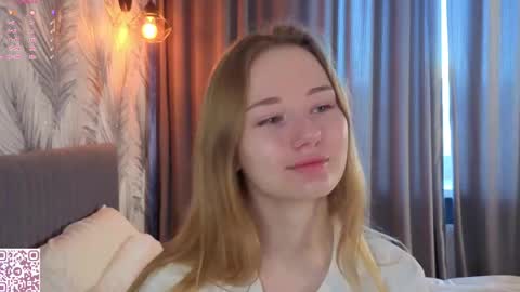 Alex online show from April 13, 4:40 am