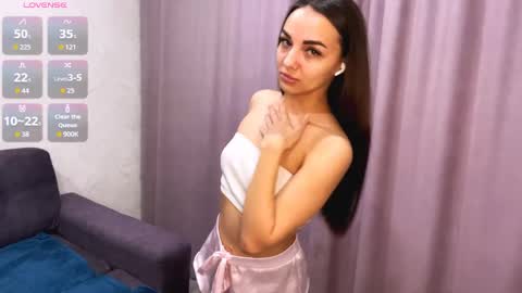 Elena online show from April 15, 11:39 am