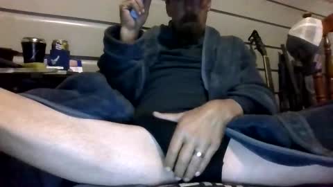 elwooood7 online show from November 1, 11:23 am