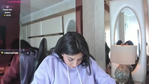 Snapshot of ely09_ chatting on February 21, 2:29 pm --- Ely--- online show from February 21, 2:29 pm