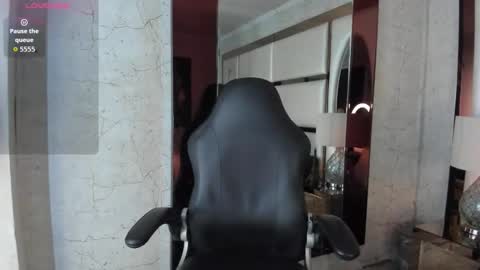 Snapshot of ely09_ chatting on February 28, 2:40 pm --- Ely--- online show from February 28, 2:40 pm