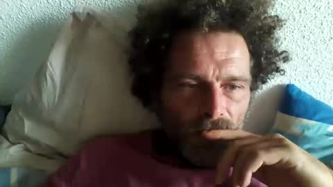 elyjahoye online show from September 20, 11:00 am