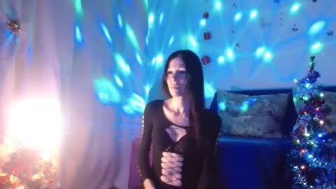 Snapshot of elysasun chatting on December 5, 5:53 pm Elisa online show from December 5, 5:53 pm