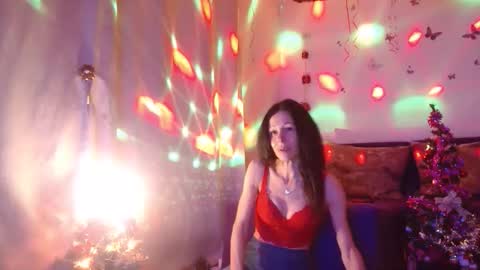 Elisa online show from December 17, 8:26 pm