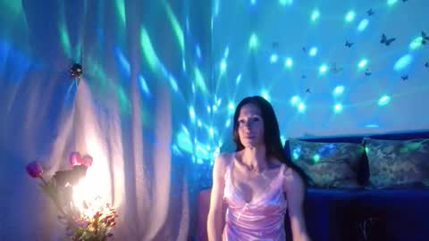 Snapshot of elysasun chatting on May 26, 6:26 pm Elisa online show from May 26, 6:26 pm
