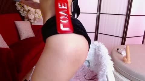 Snapshot of elysia_carter chatting on January 31, 7:29 pm Elysia online show from January 31, 7:29 pm