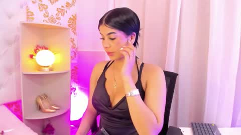 Ema Lambert  online show from November 12, 11:58 pm