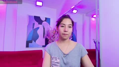 Snapshot of ema_louisx chatting on March 10, 12:37 pm Ema louisx online show from March 10, 12:37 pm