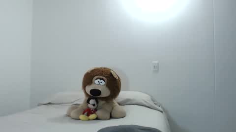 Snapshot of emaa_222 chatting on November 27, 8:55 pm EMAA online show from November 27, 8:55 pm